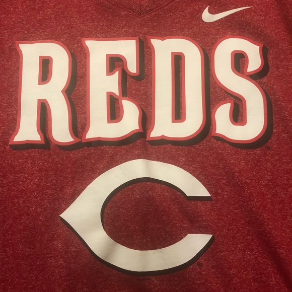 Women’s Cincinnati Reds Nike T-Shirt - Picture 3 of 6